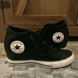 Black which converse size 8 women’s